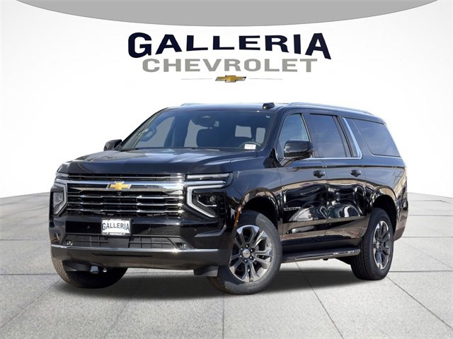 2026 Chevrolet Suburban LT's photo