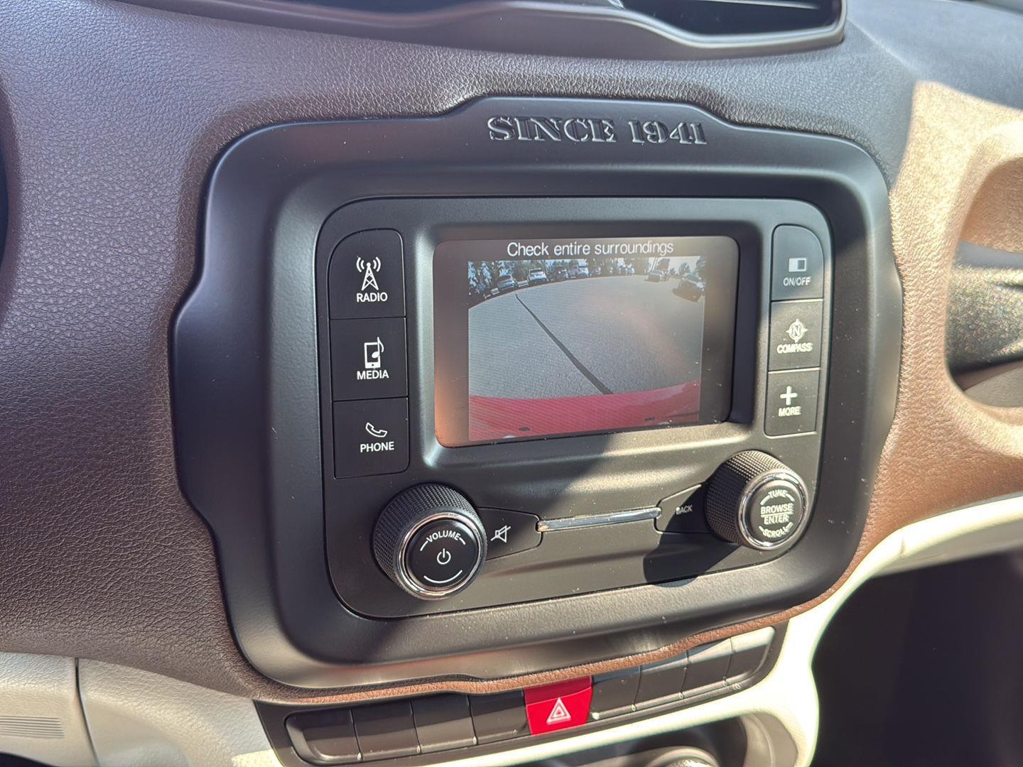 2015 Jeep Renegade Latitude photo 6