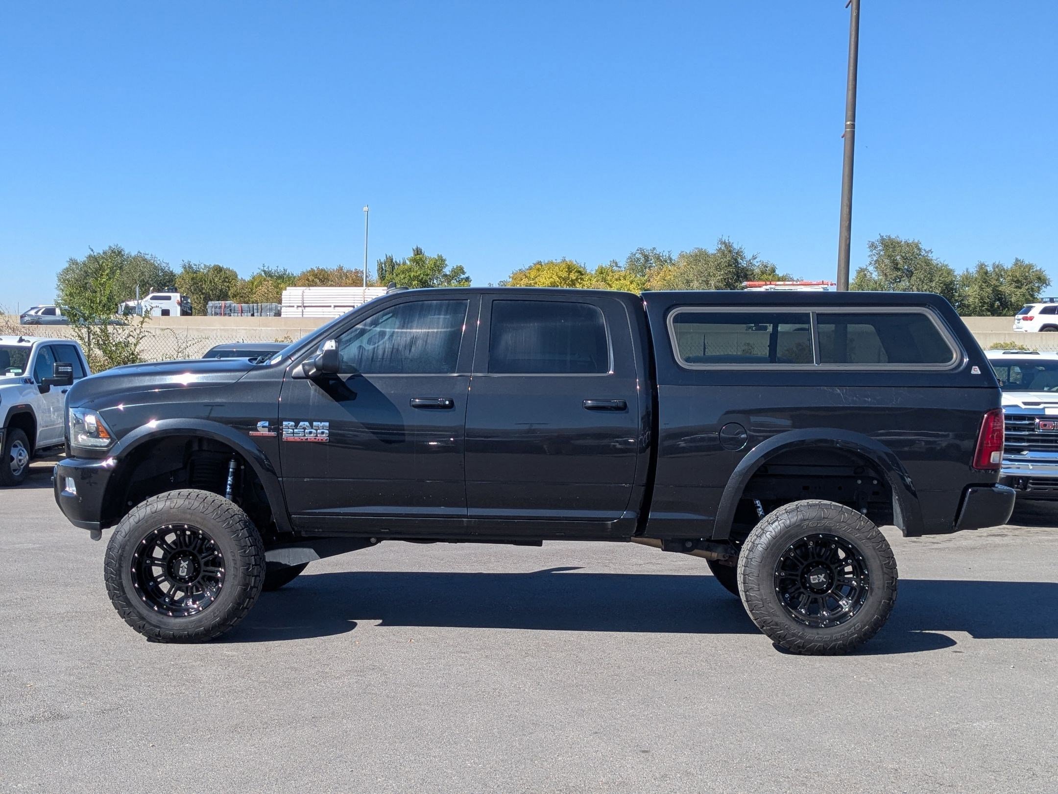 2018 Ram 2500 Laramie photo 2