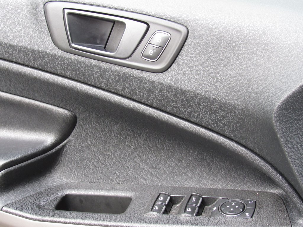 2019 Ford EcoSport SES photo 27