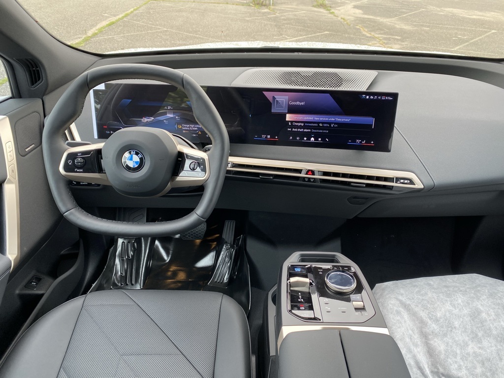 2026 Bmw iX photo 9