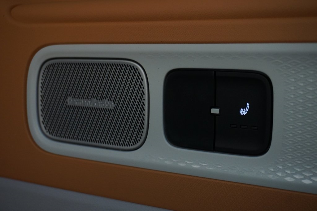 2025 Volkswagen ID. Buzz photo 28