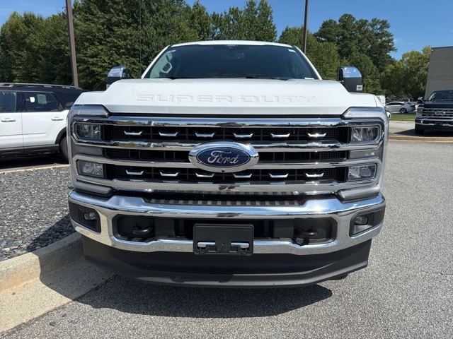 2026 Ford F-350 photo 4