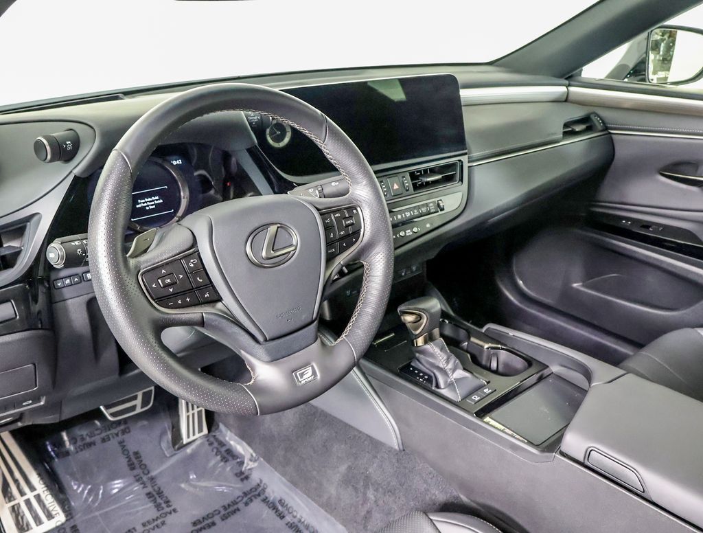2024 Lexus ES 300h F SPORT Handling photo 6