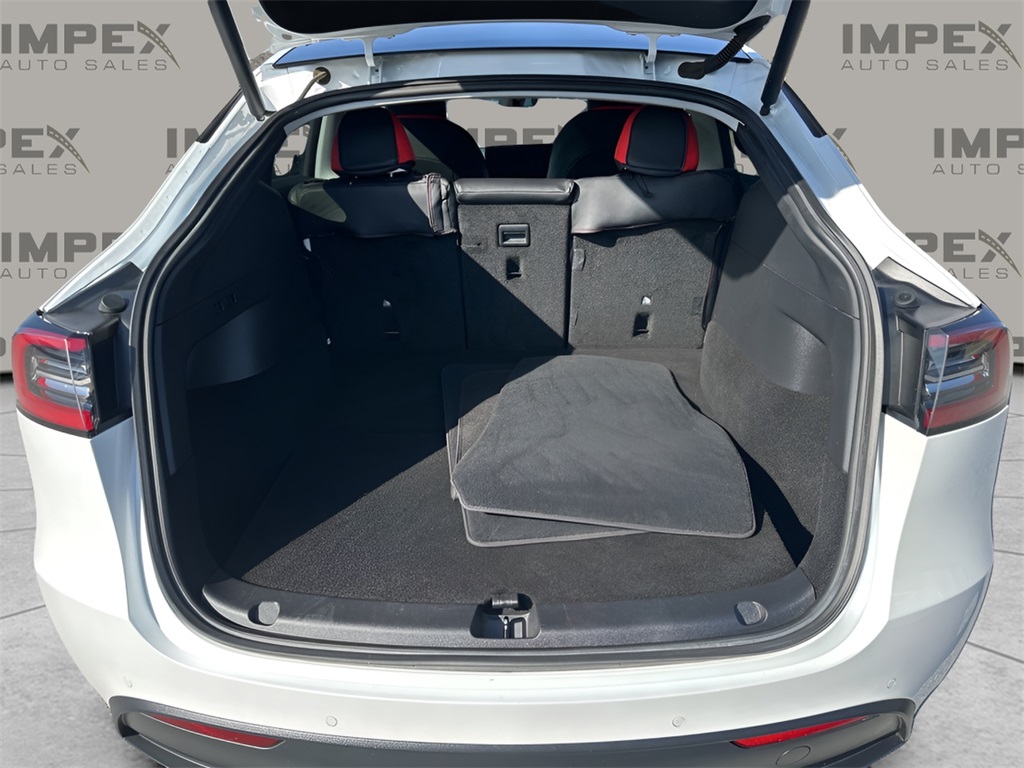 Used 2021 White Tesla Long Range image 29