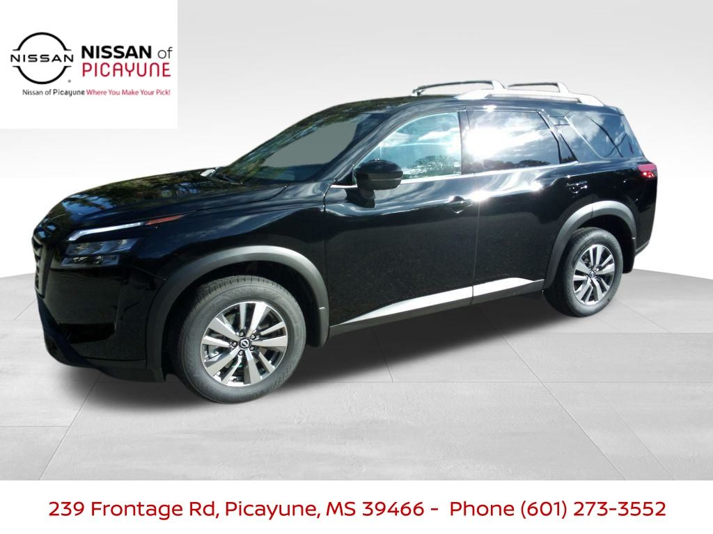 2025 Nissan Pathfinder SL's photo