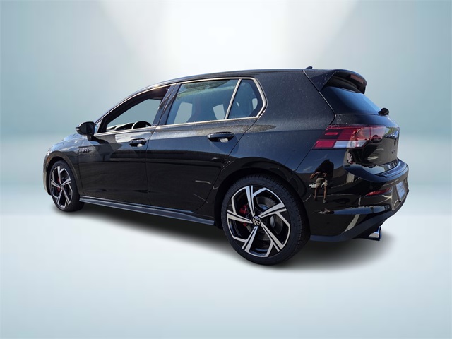 2025 Volkswagen Golf GTI SE photo 3