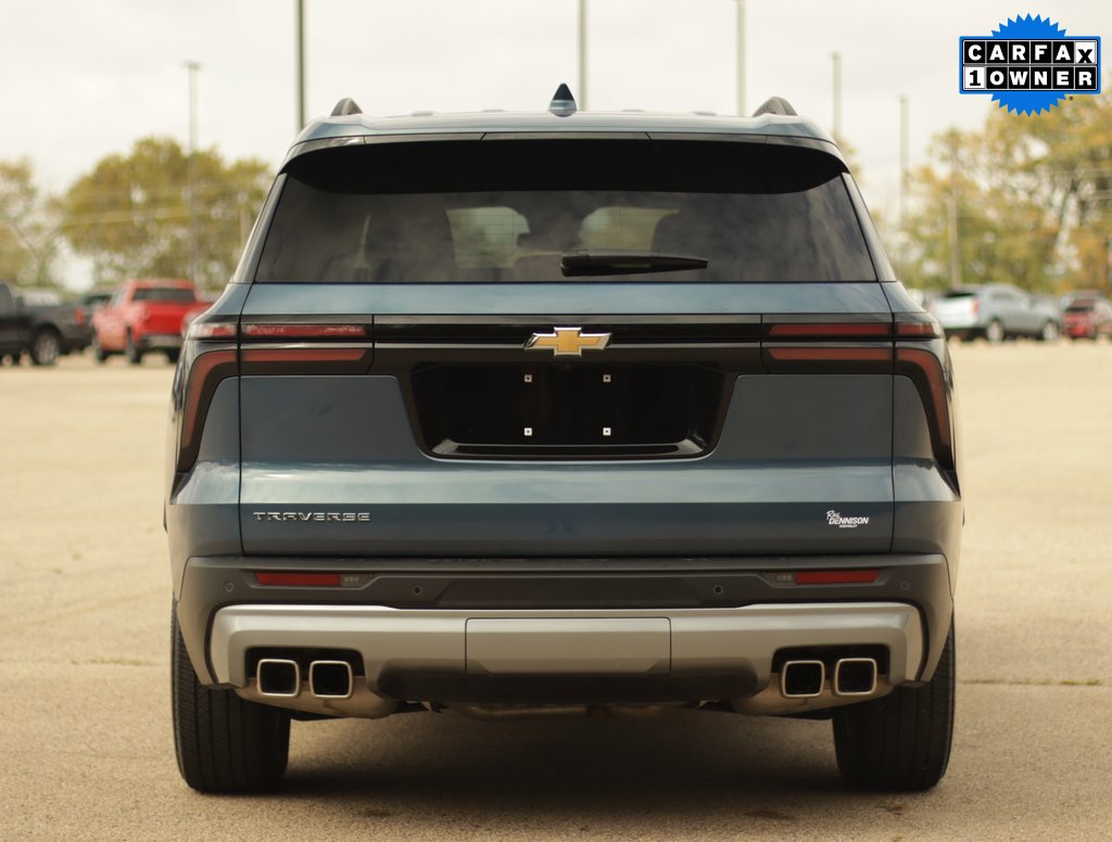 2025 Chevrolet Traverse photo 6