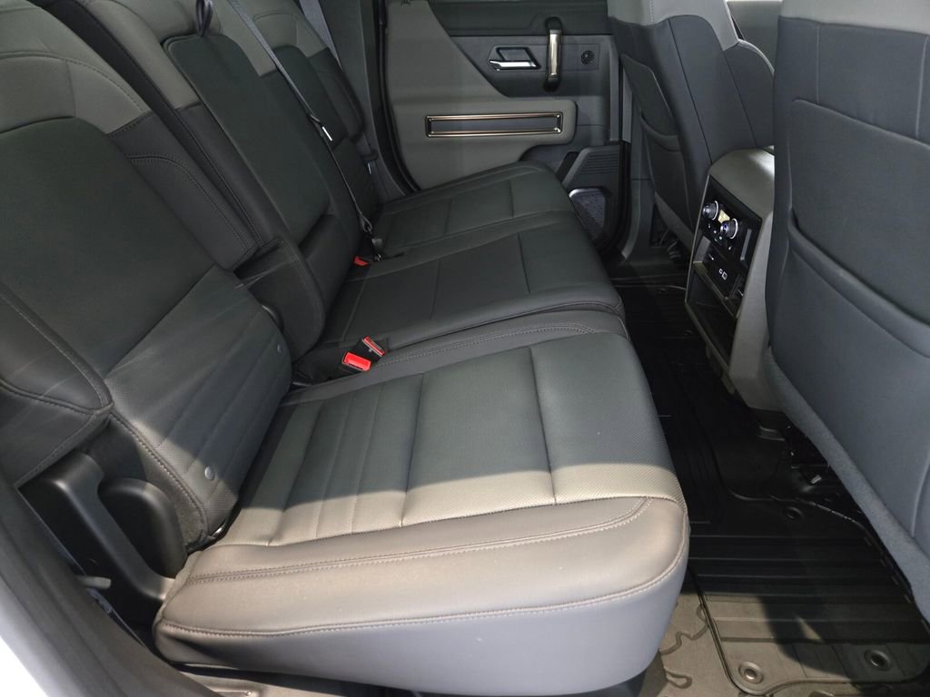 2025 Gmc Hummer EV SUV photo 11