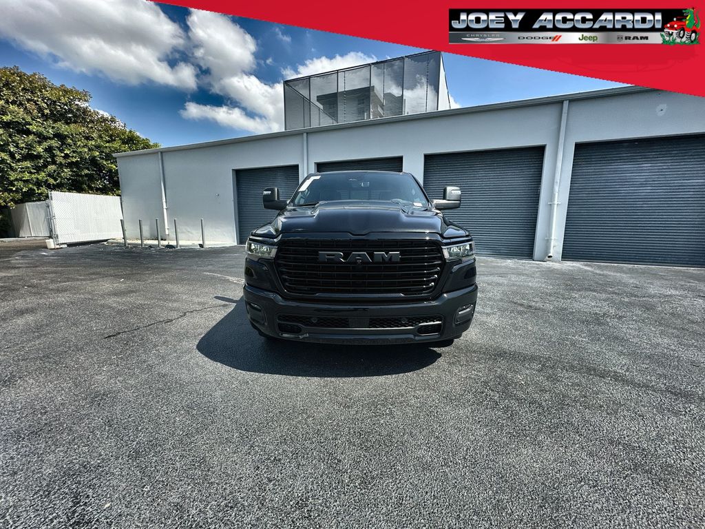 2025 Ram 1500 Laramie photo 3