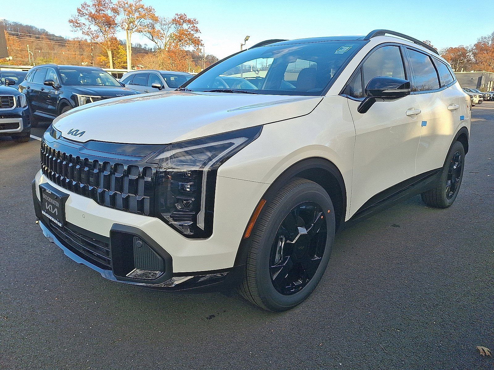 2026 Kia Sportage Hybrid X-Line photo 3