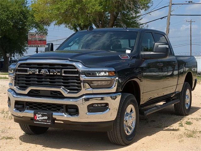2025 Ram 2500 Tradesman photo 3