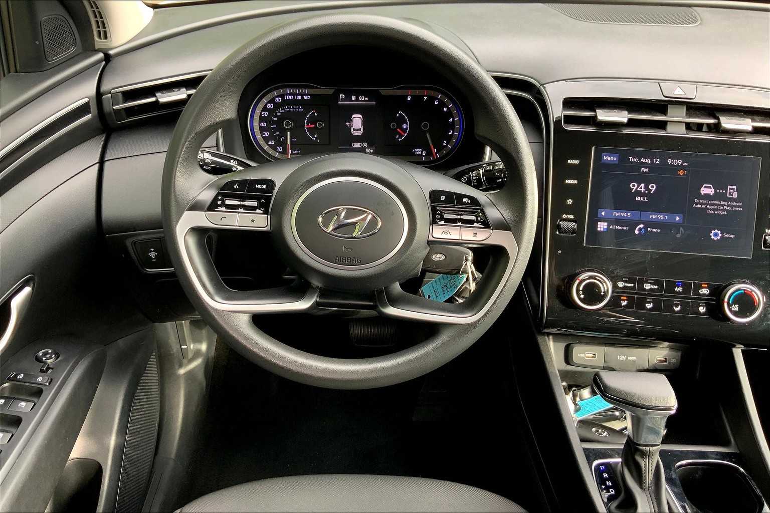2024 Hyundai Tucson SE photo 5