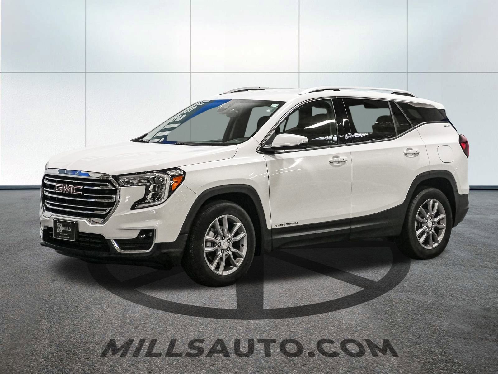 Used 2024 GMC Terrain SLT with VIN 3GKALPEG8RL231775 for sale in Baxter, Minnesota