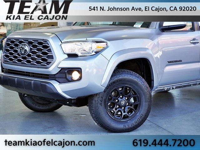 2021 Toyota Tacoma SR5 photo 3