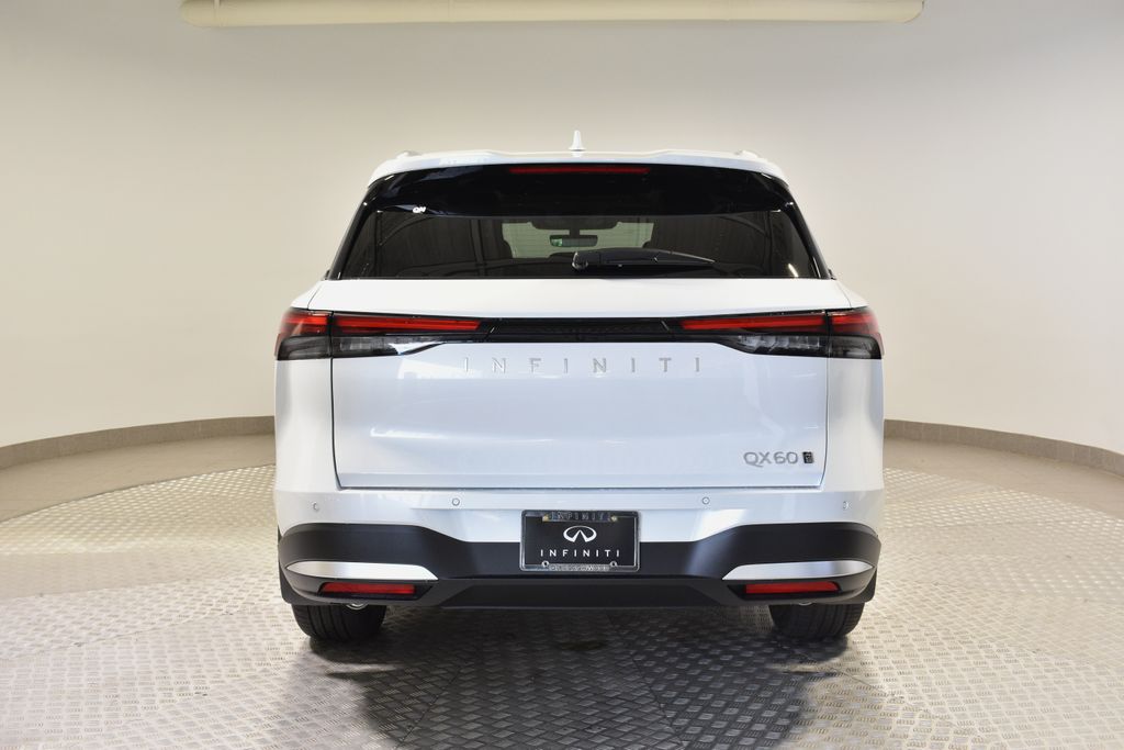 2026 Infiniti QX60 Luxe photo 4