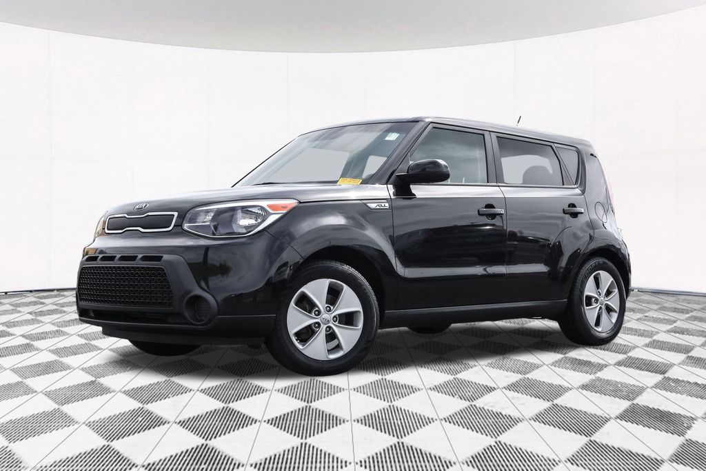 Used 2016 Kia Soul Base with VIN KNDJN2A23G7395357 for sale in Downers Grove, IL