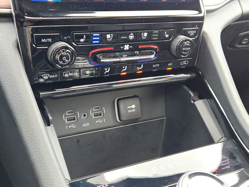 2024 Jeep Grand Cherokee L Summit photo 30