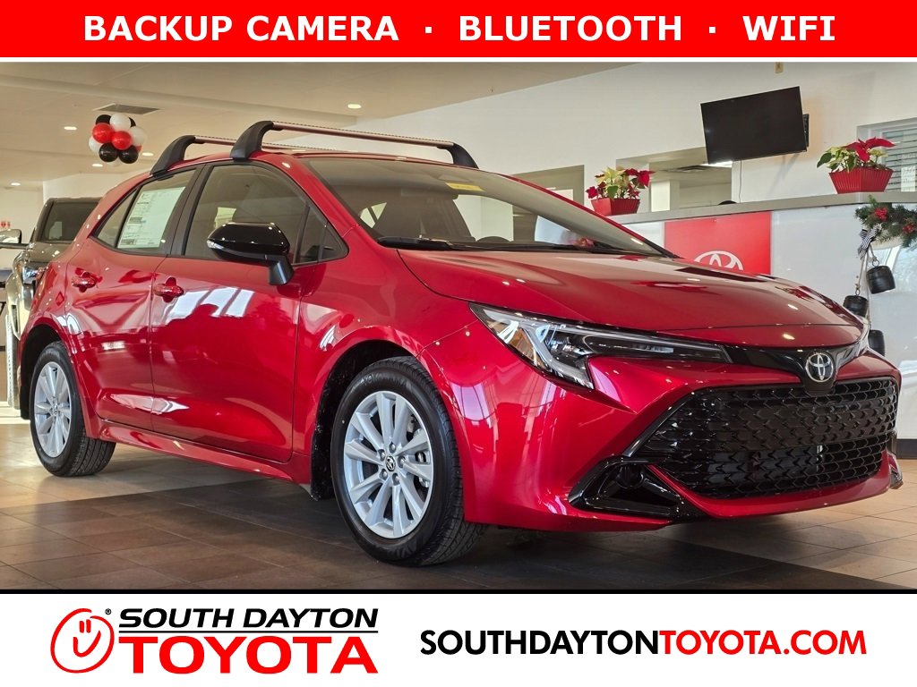 2026 Toyota Corolla Hatchback SE's photo