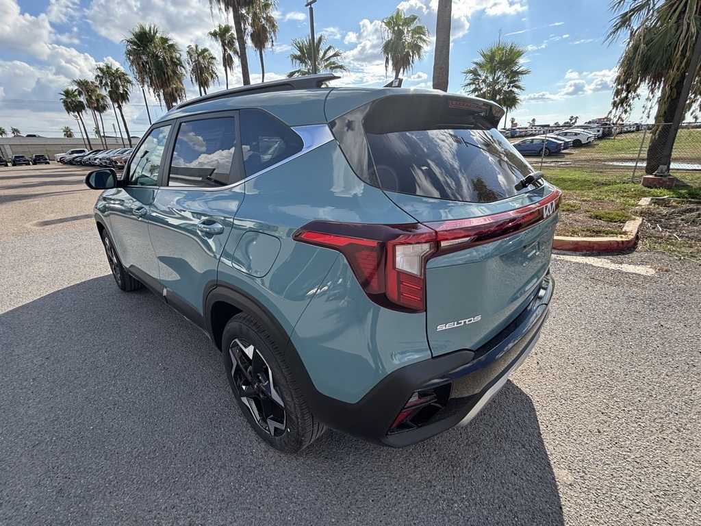 2026 Kia Seltos EX photo 4