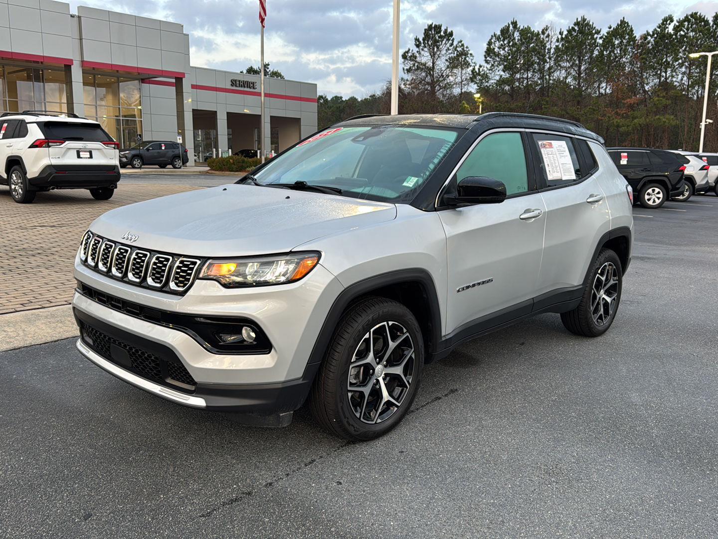 2024 Jeep Compass Limited's photo