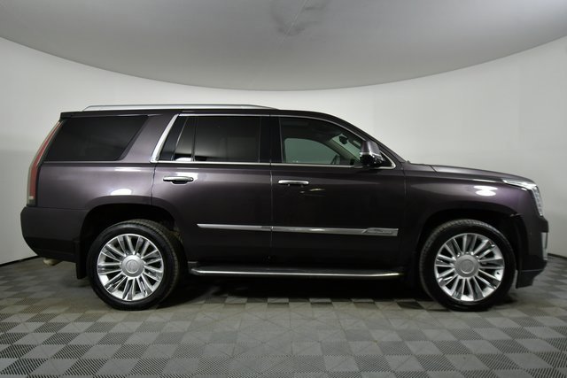 2016 Cadillac Escalade Luxury photo 14