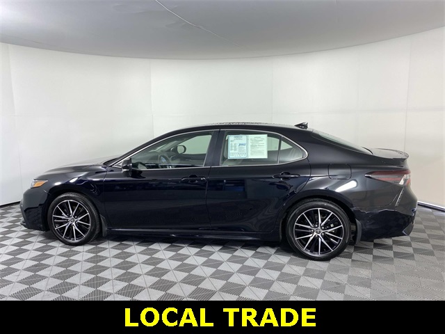 2024 Toyota Camry SE photo 4