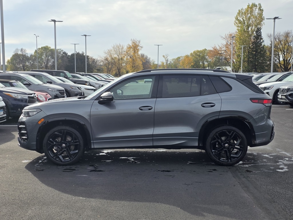 Certified 2025 Volkswagen Tiguan SE R-LINE BLACK with VIN 3VVGR7RM0SM010838 for sale in St. Cloud, Minnesota