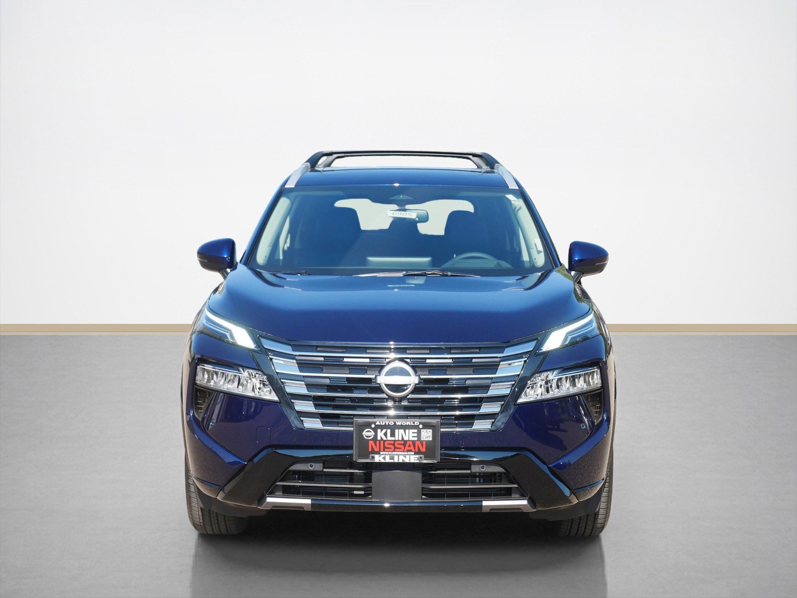 2026 Nissan Rogue Platinum photo 4