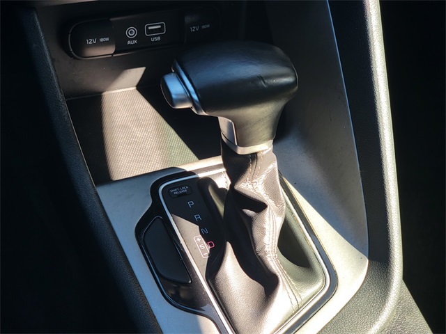 2019 Kia Niro LX photo 23