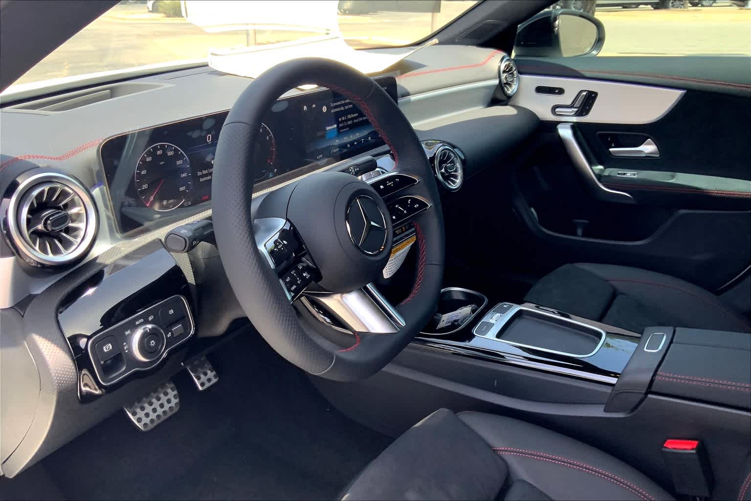 2025 Mercedes Benz CLA 250 photo 8
