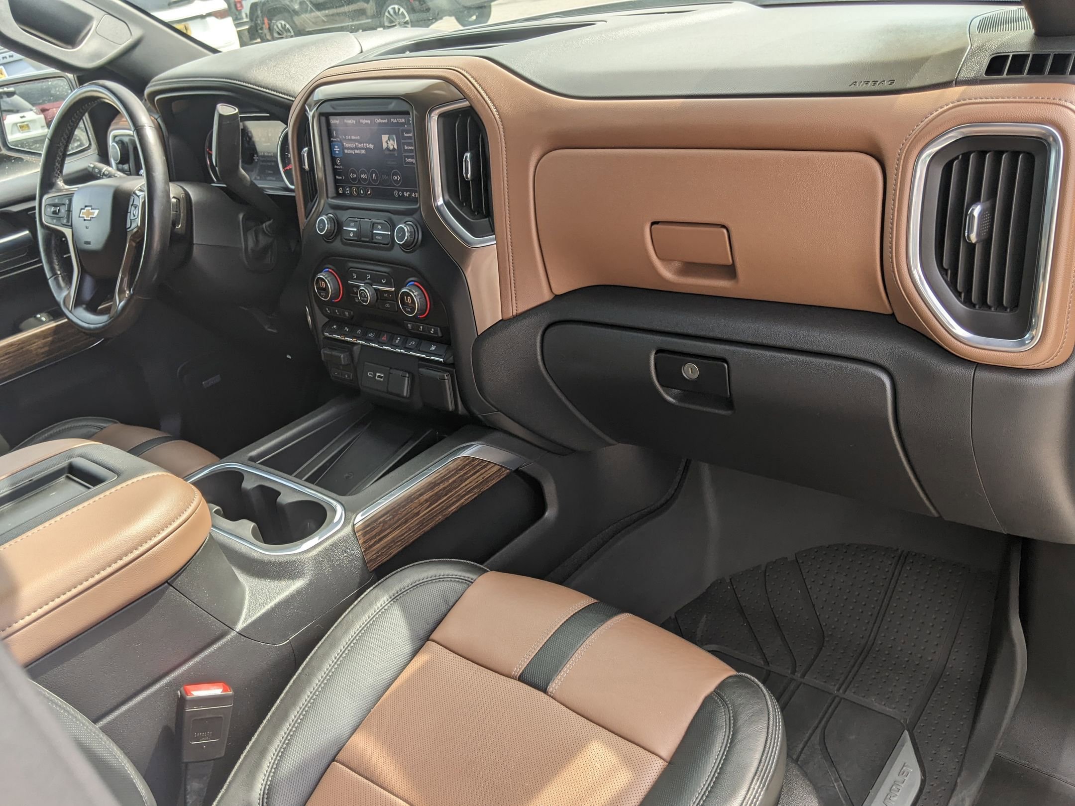 2021 Chevrolet Silverado 1500 High Country photo 21