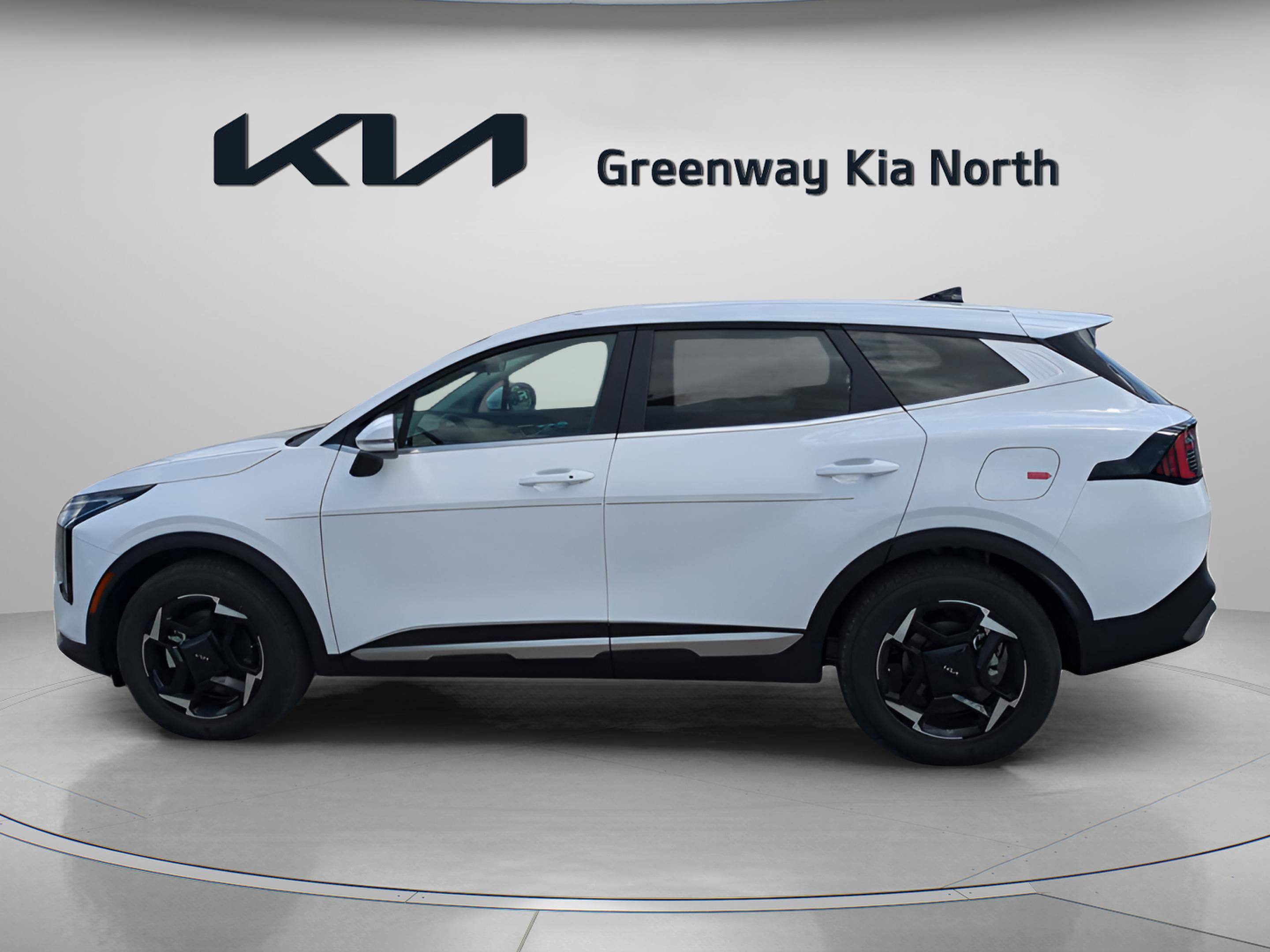 2026 Kia Sportage EX photo 4