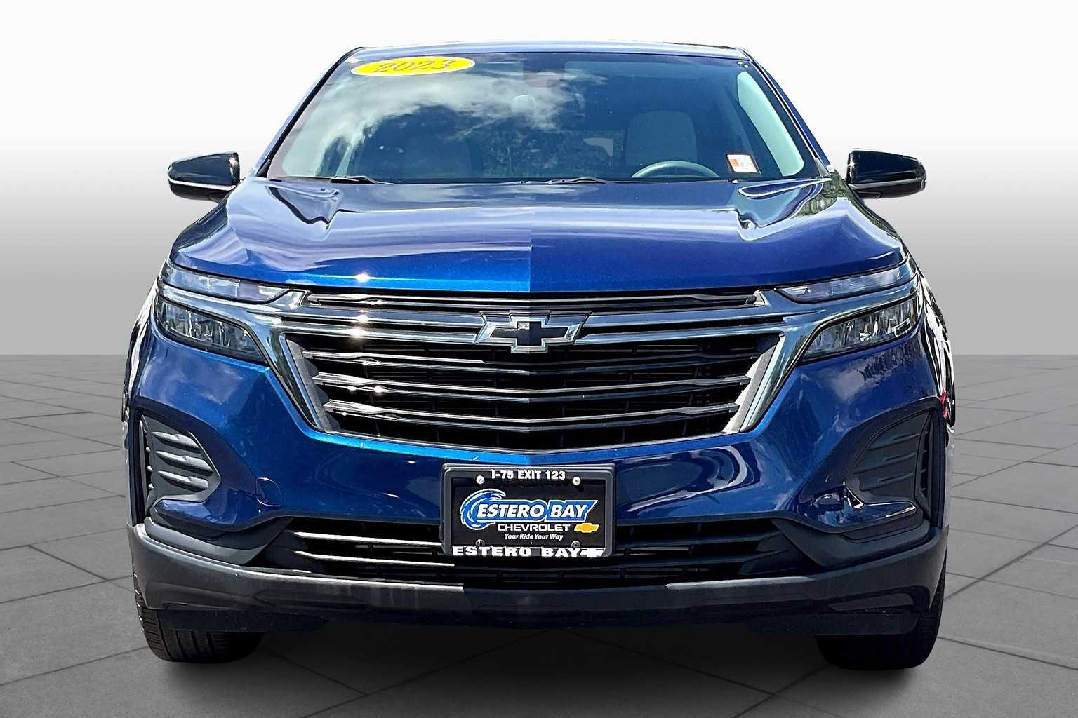 2023 Chevrolet Equinox LS photo 3