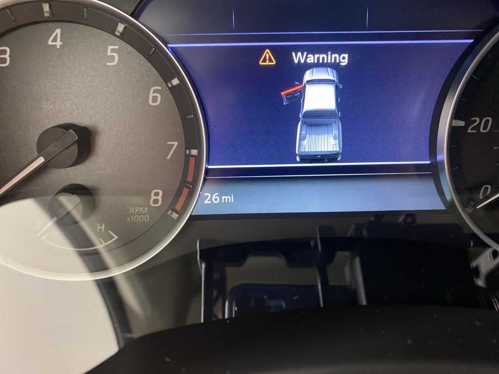 2025 Nissan Frontier SV photo 12
