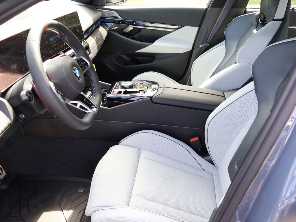 2026 Bmw M5 5 photo 41