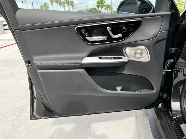 2026 Mercedes Benz GLC 300 4MATIC photo 14