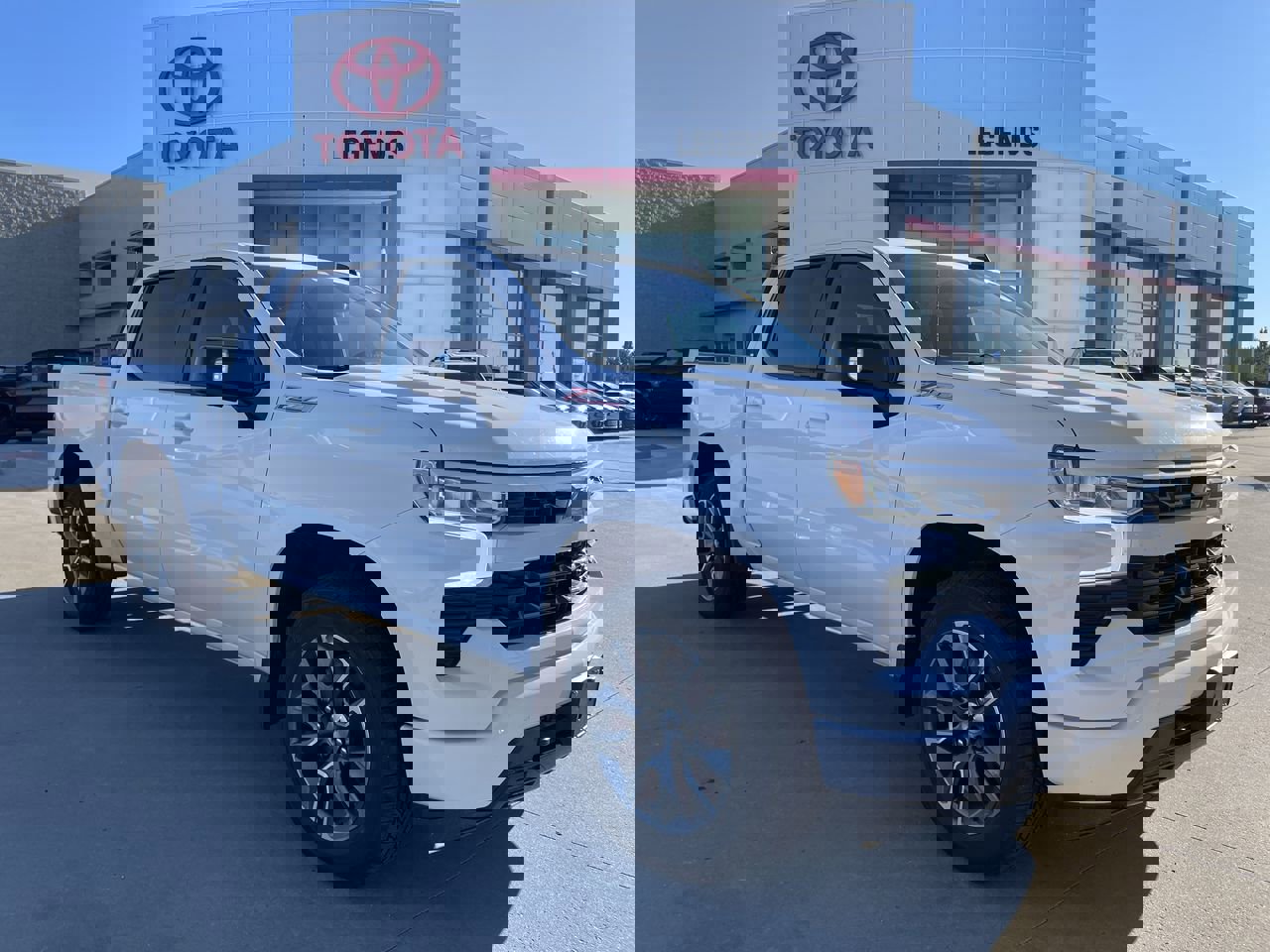 2023 Chevrolet Silverado 1500 RST's photo