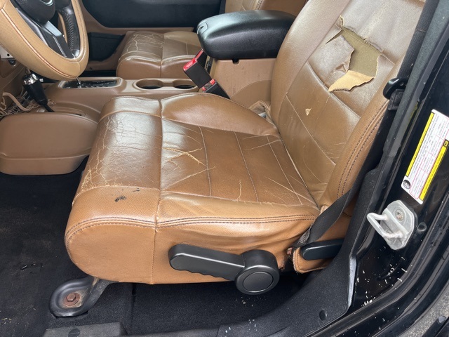 2011 Jeep Wrangler Unlimited Rubicon photo 4