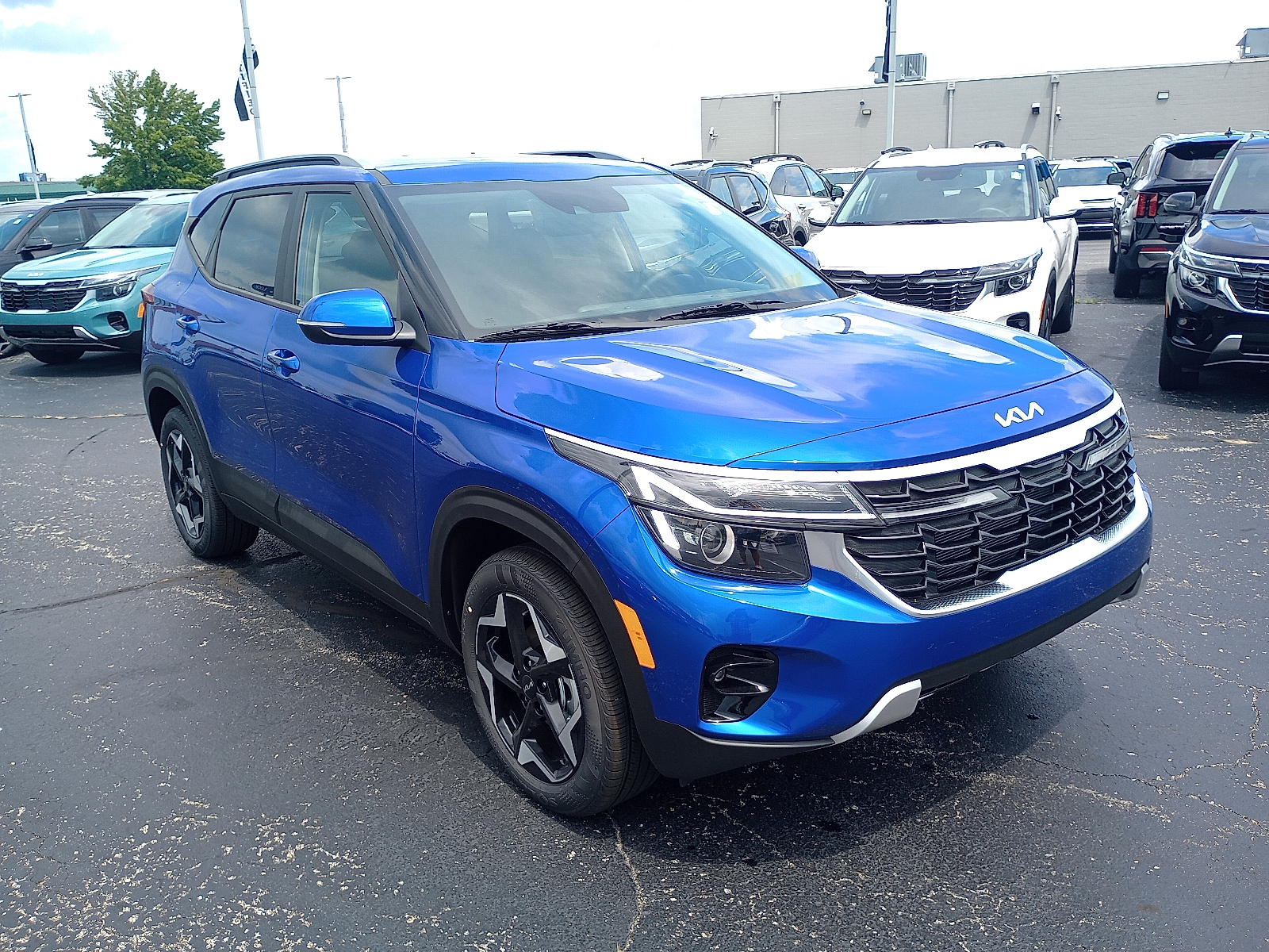 2026 Kia Seltos S's photo