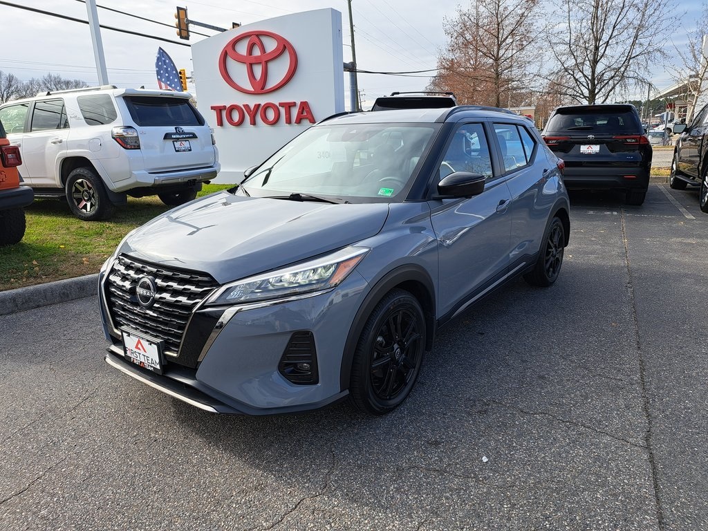 2023 Nissan Kicks SR