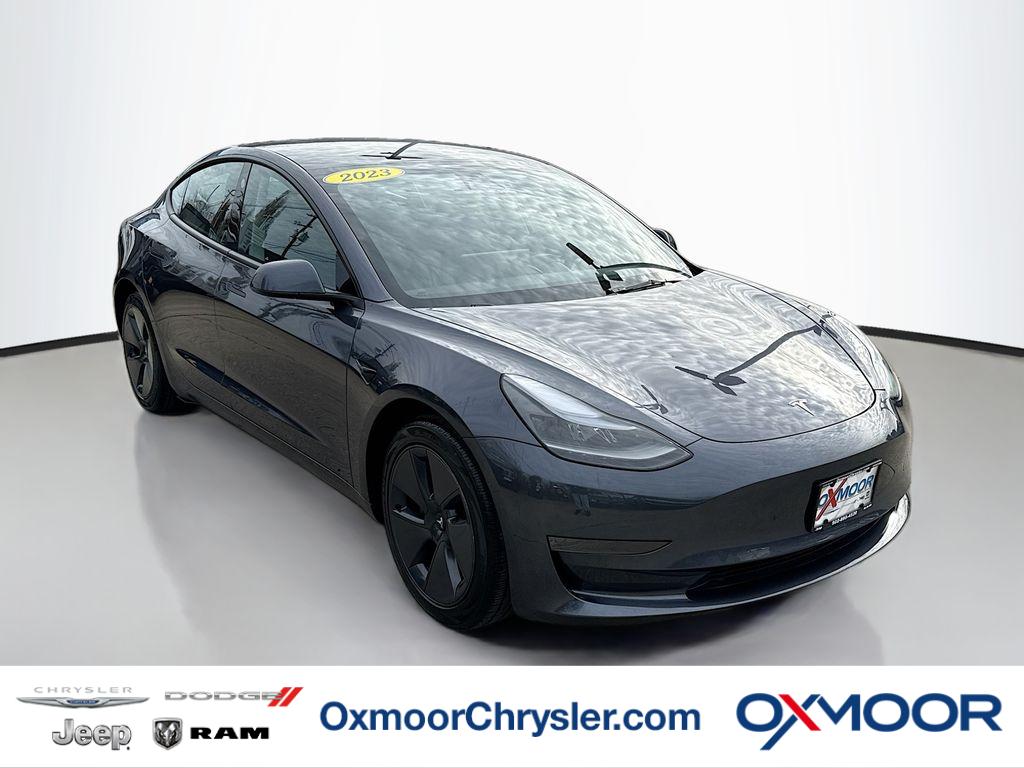 2023 Tesla Model 3 Base's photo