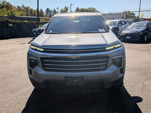 2026 Chevrolet Traverse photo 8