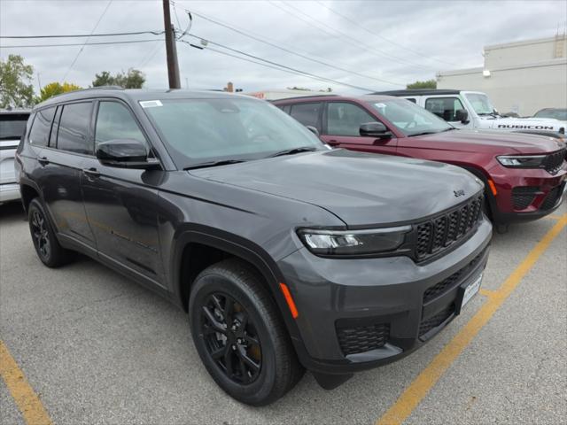 2025 Jeep Grand Cherokee L Altitude's photo