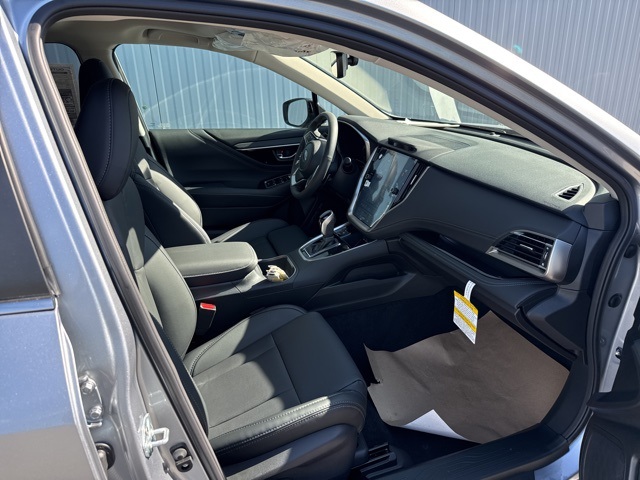 2025 Subaru Outback Limited photo 2