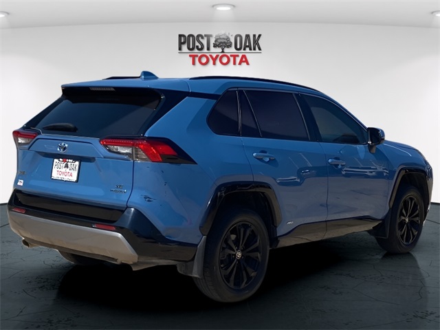 2022 Toyota RAV4 Hybrid SE photo 7