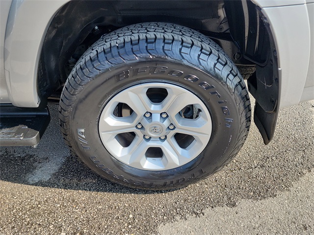 2024 Toyota 4Runner SR5 Premium photo 28