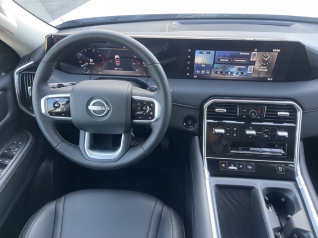 2025 Nissan Armada SV photo 14