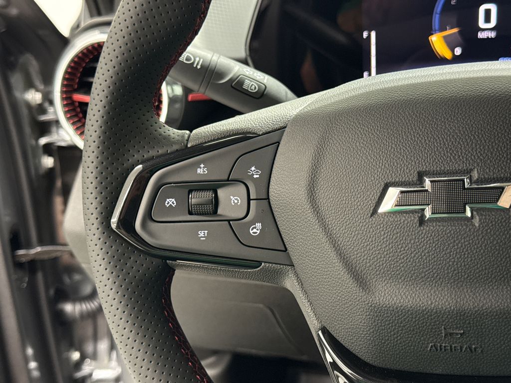 2025 Chevrolet Trax photo 16