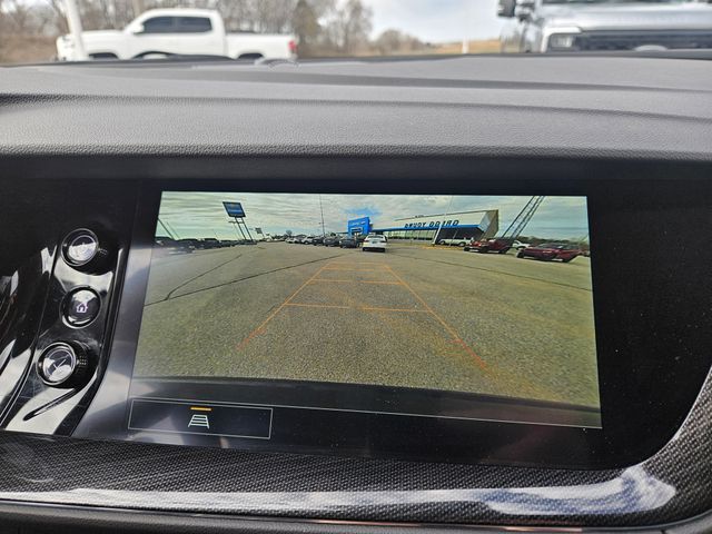 2022 Buick Envision Essence photo 9